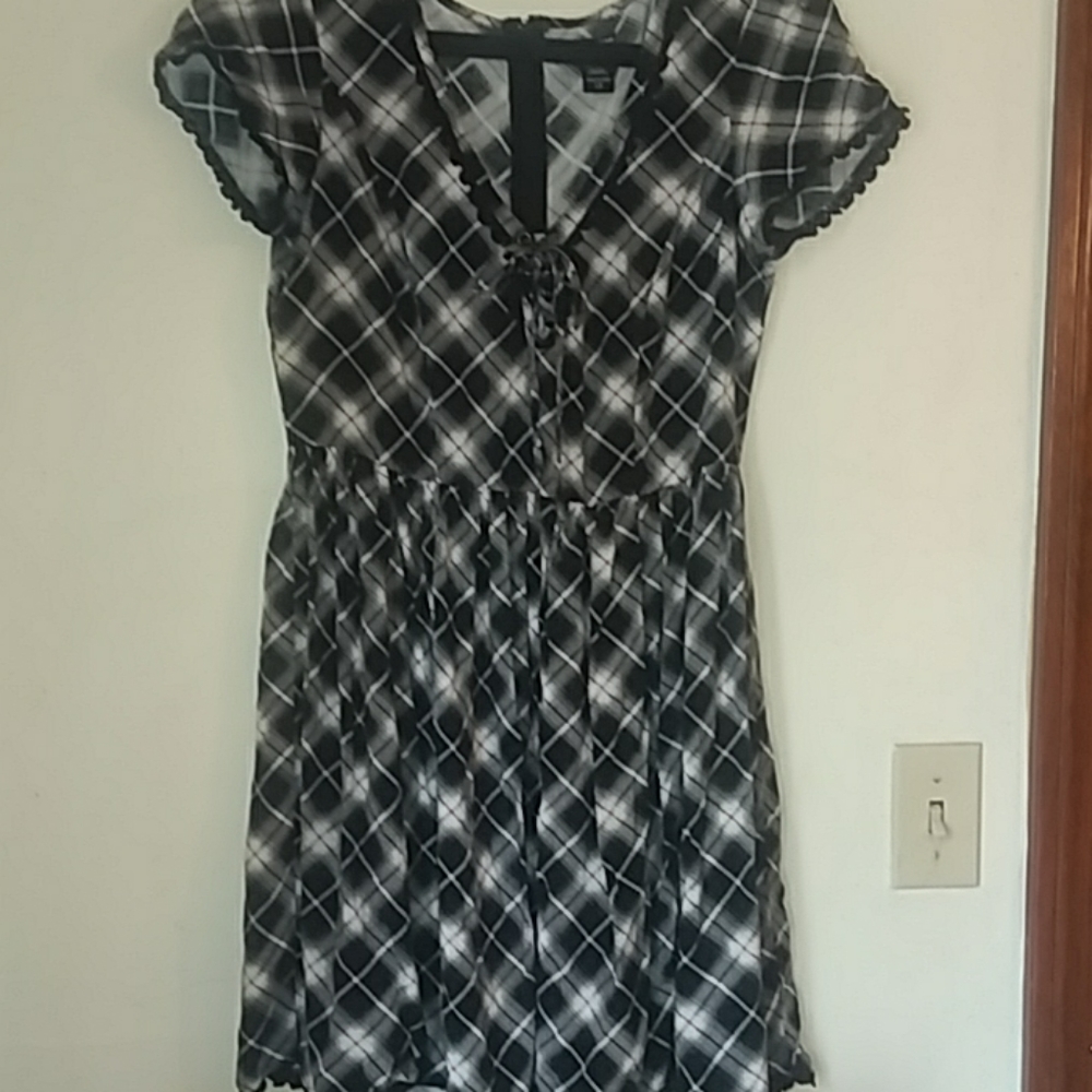 Hot Topic Casual cap sleeve dress